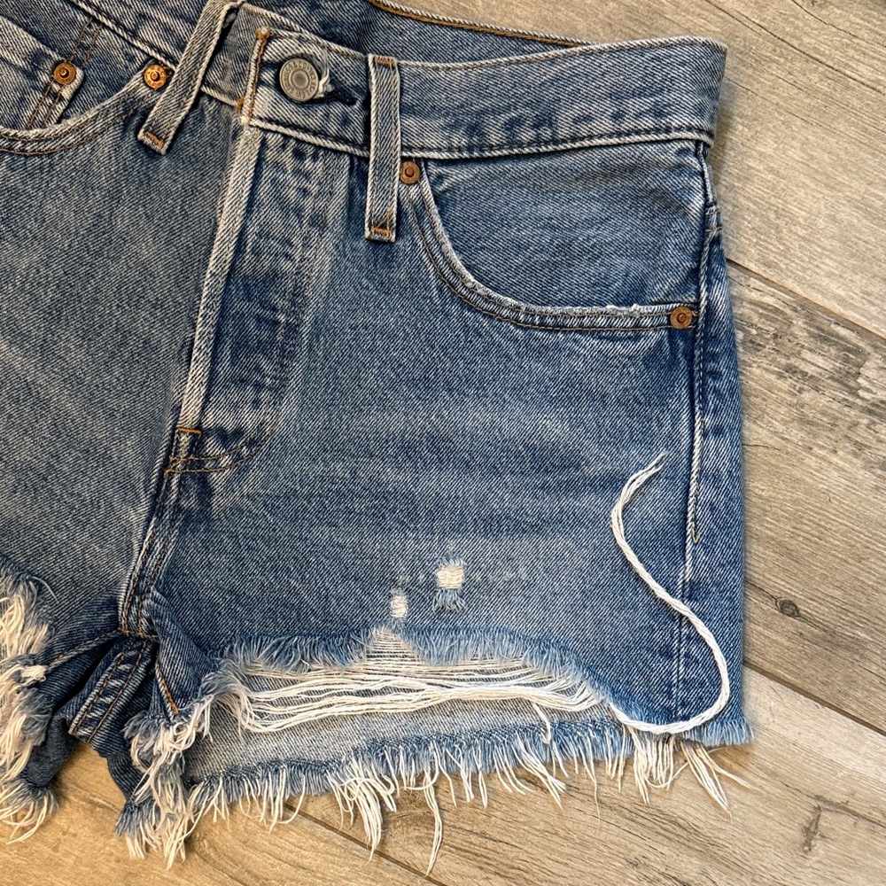Levi's 501 Distressed Cutoff Denim Shorts - Medium Wash Blue - Picture 3 of 7